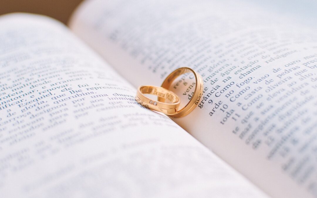 How to Choose the Perfect Music for Your Wedding Invitation Video